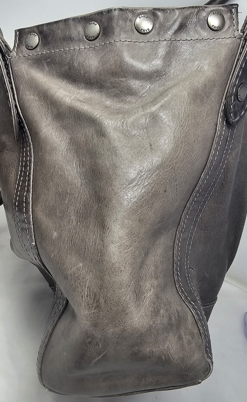 Frye Melissa Distressed Leather Ice Gray Hobo Shoulder Tote Bag Excellent - Picture 4 of 16
